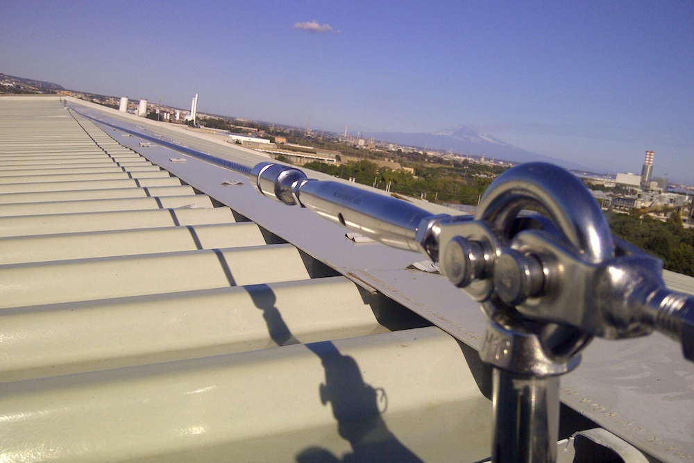 linea vita su tetto per edificio industriale