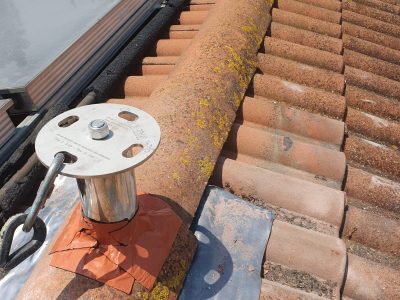 Installazione impianto anticaduta su edificio residenziale a Parma