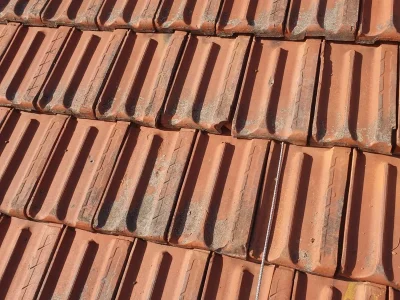 Installazione impianto anticaduta Lineasikura su edificio residenziale a Ravenna