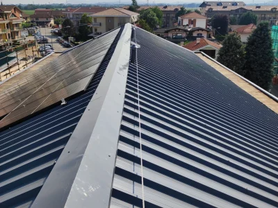 Impianto Linee vita installato su edificio a Torino