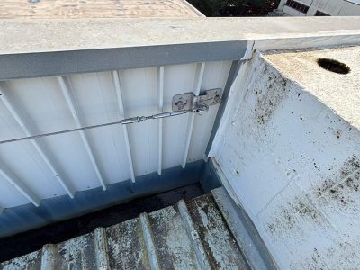 Installazione-di-Sistema-Anticaduta-su-Edificio-a-Surbo-(LE)16
