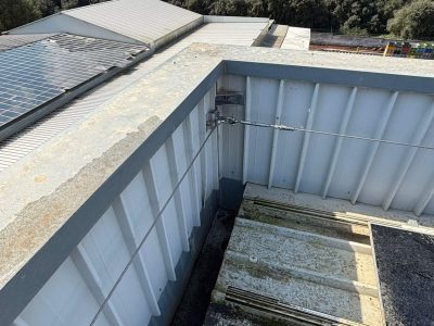 Installazione-di-Sistema-Anticaduta-su-Edificio-a-Surbo-(LE)20