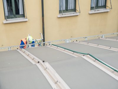 scala, ancoraggi e linee vita sulla banca BPM di Milano