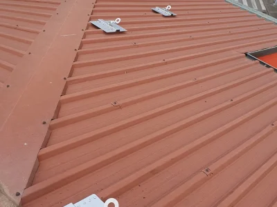 Installazione impianto anticaduta su edificio residenziale a Verona