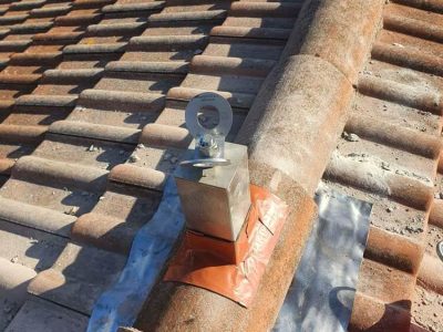 lineasikura installa dispositivi anticaduta e linee vita a Bologna